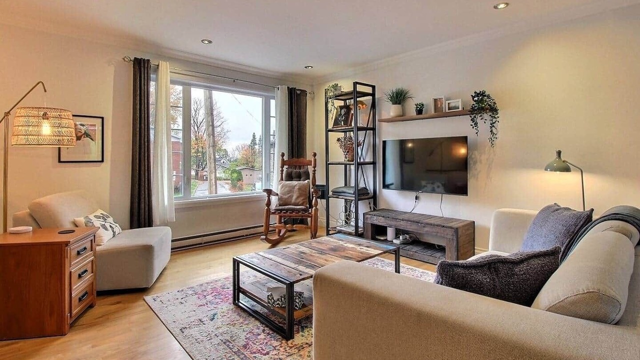 Photo of Livingroom in Pointe-de-Sainte-Foy