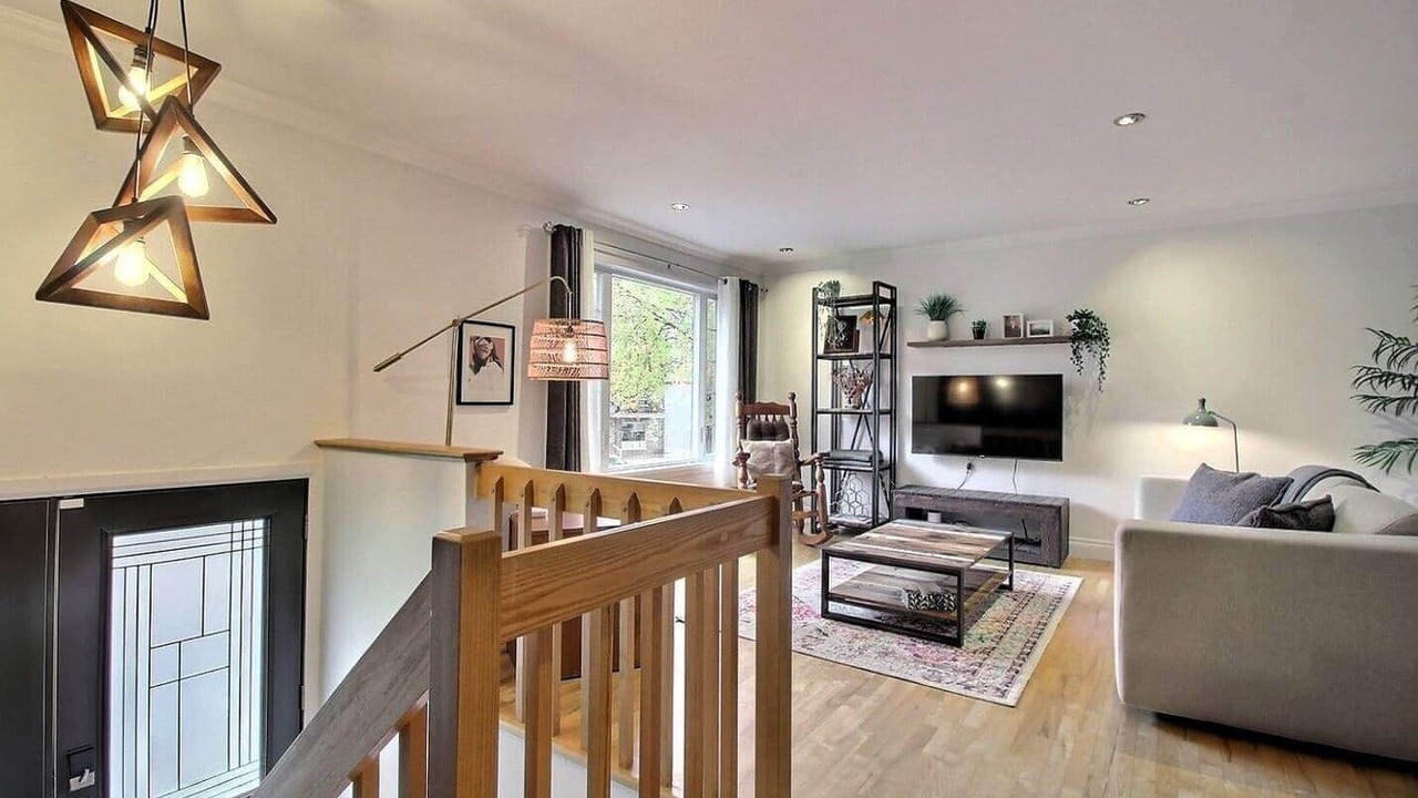 Photo of Livingroom in Pointe-de-Sainte-Foy