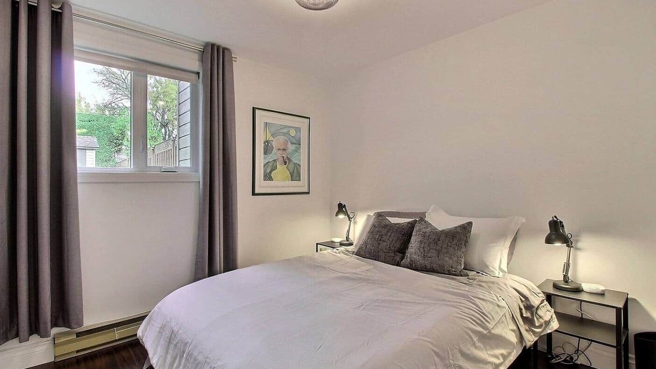 Photo of Bedroom in Pointe-de-Sainte-Foy