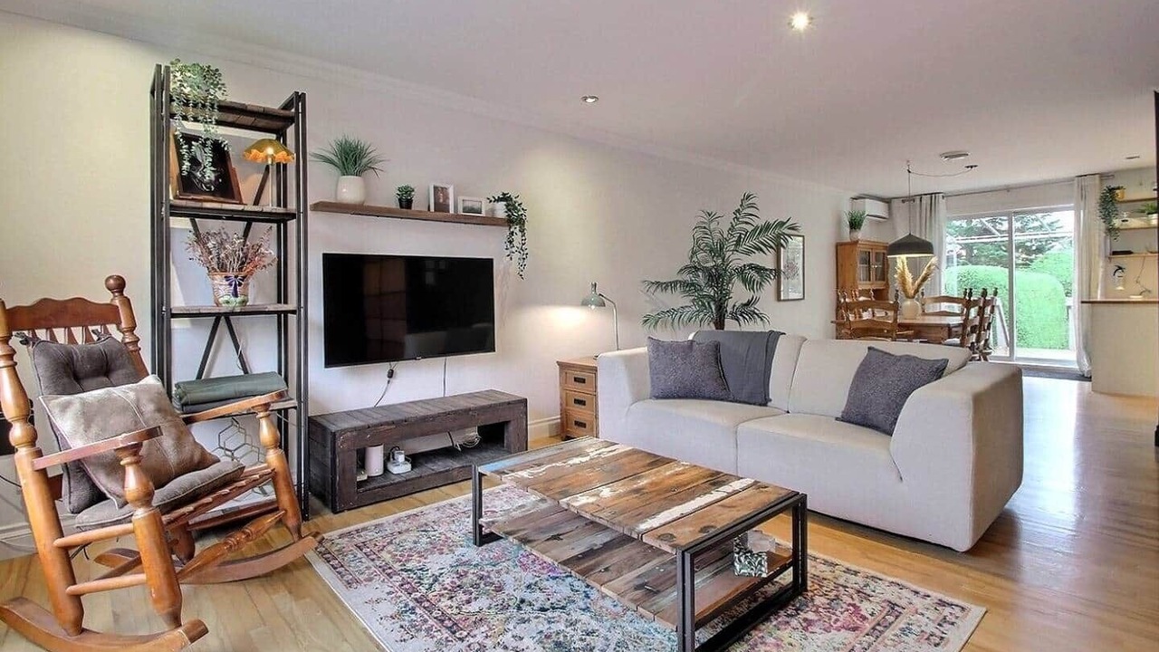 Photo of Livingroom in Pointe-de-Sainte-Foy