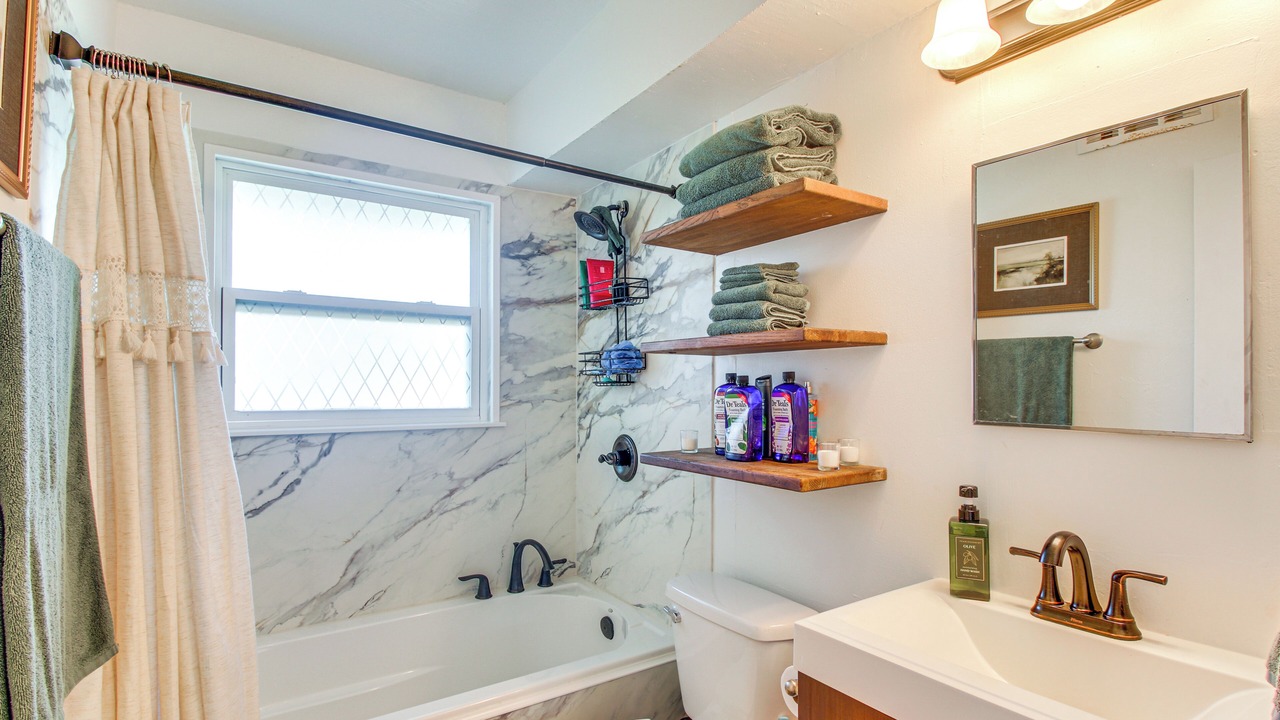Photo of Bathroom in Midwest City