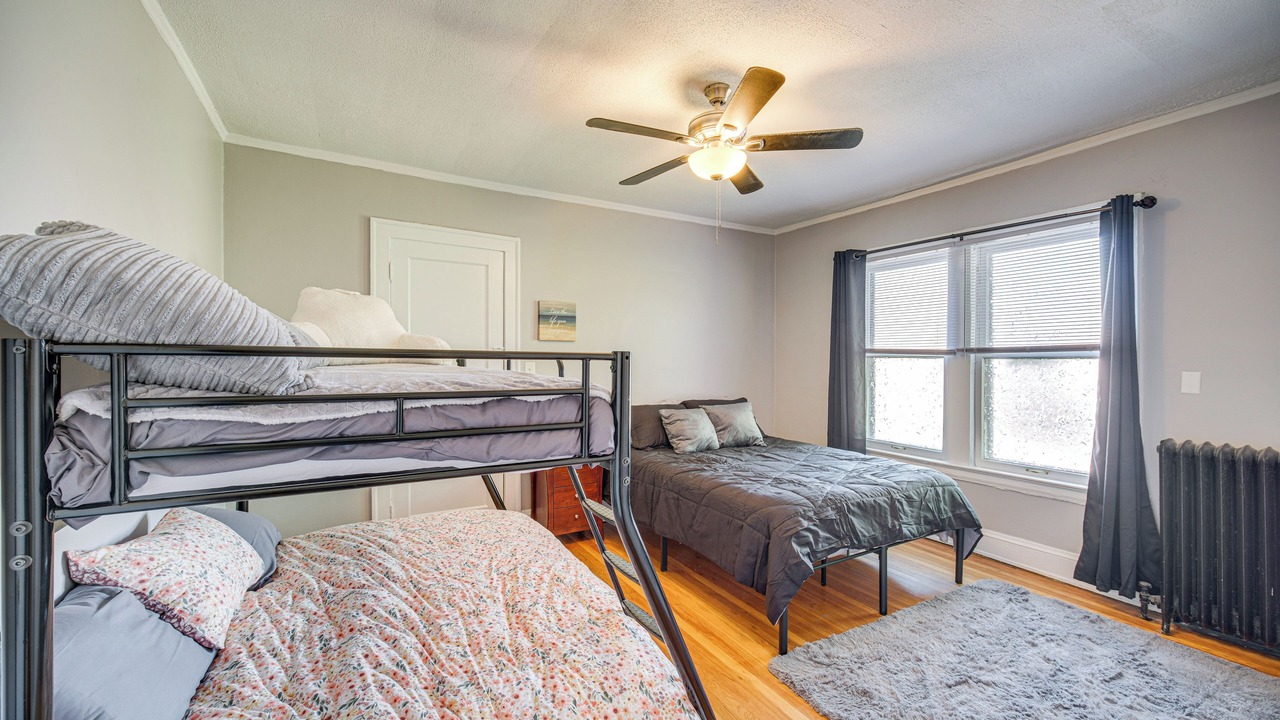 Photo of Bedroom in Cleveland