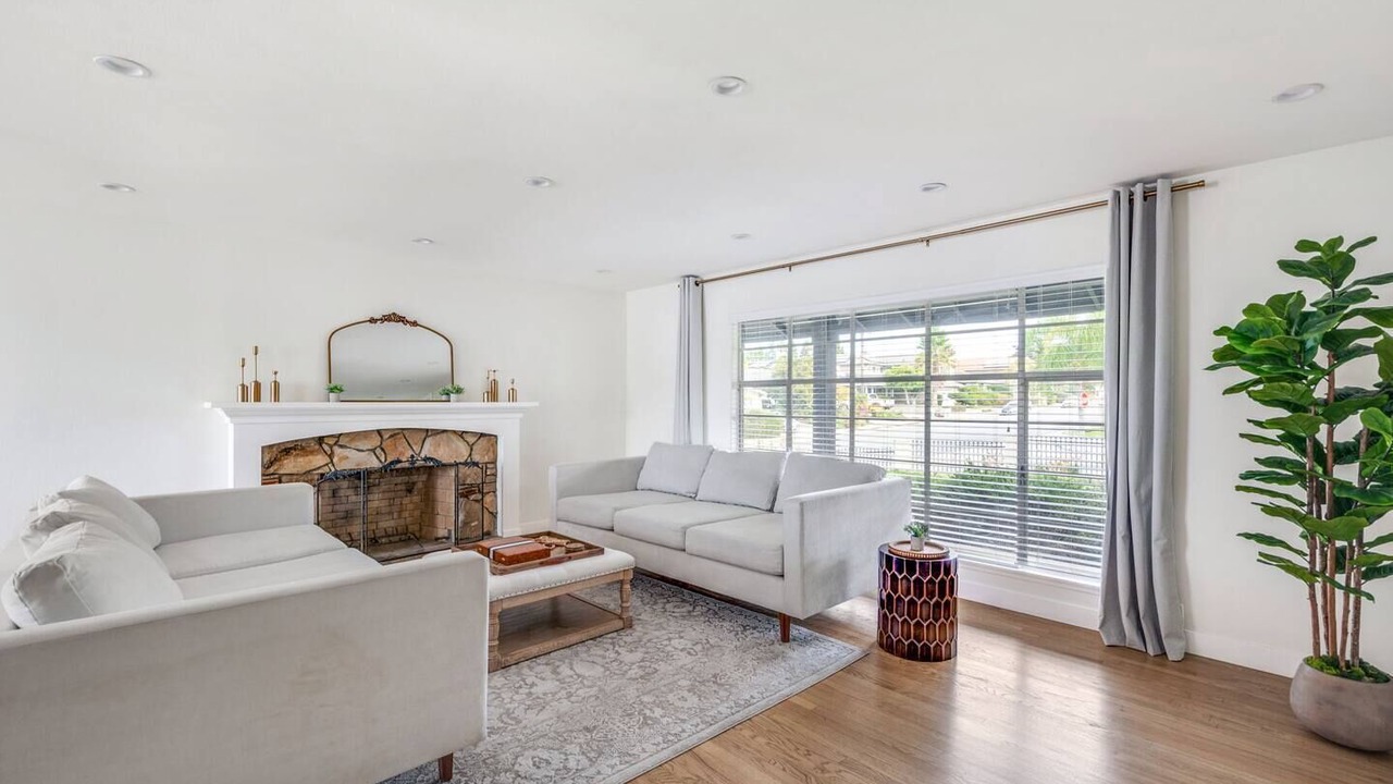 Photo of Livingroom in Mission Viejo