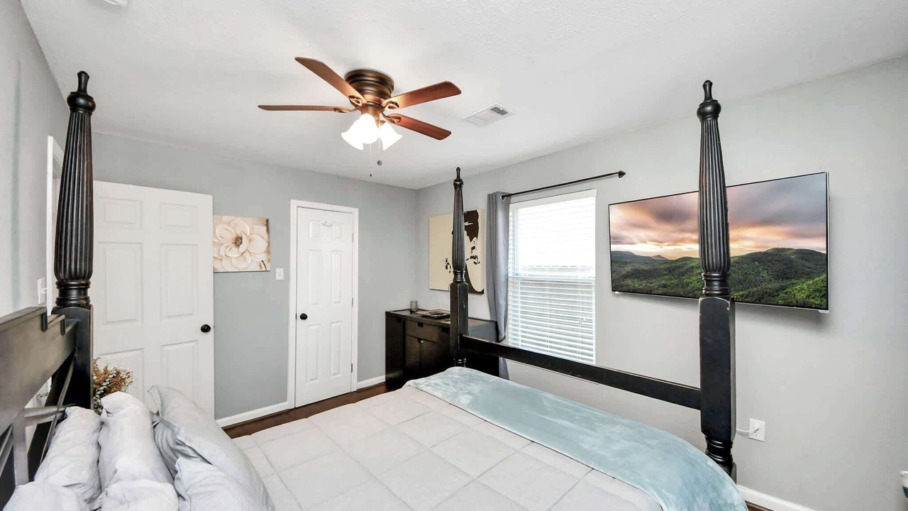Photo of Bedroom in Foster Place