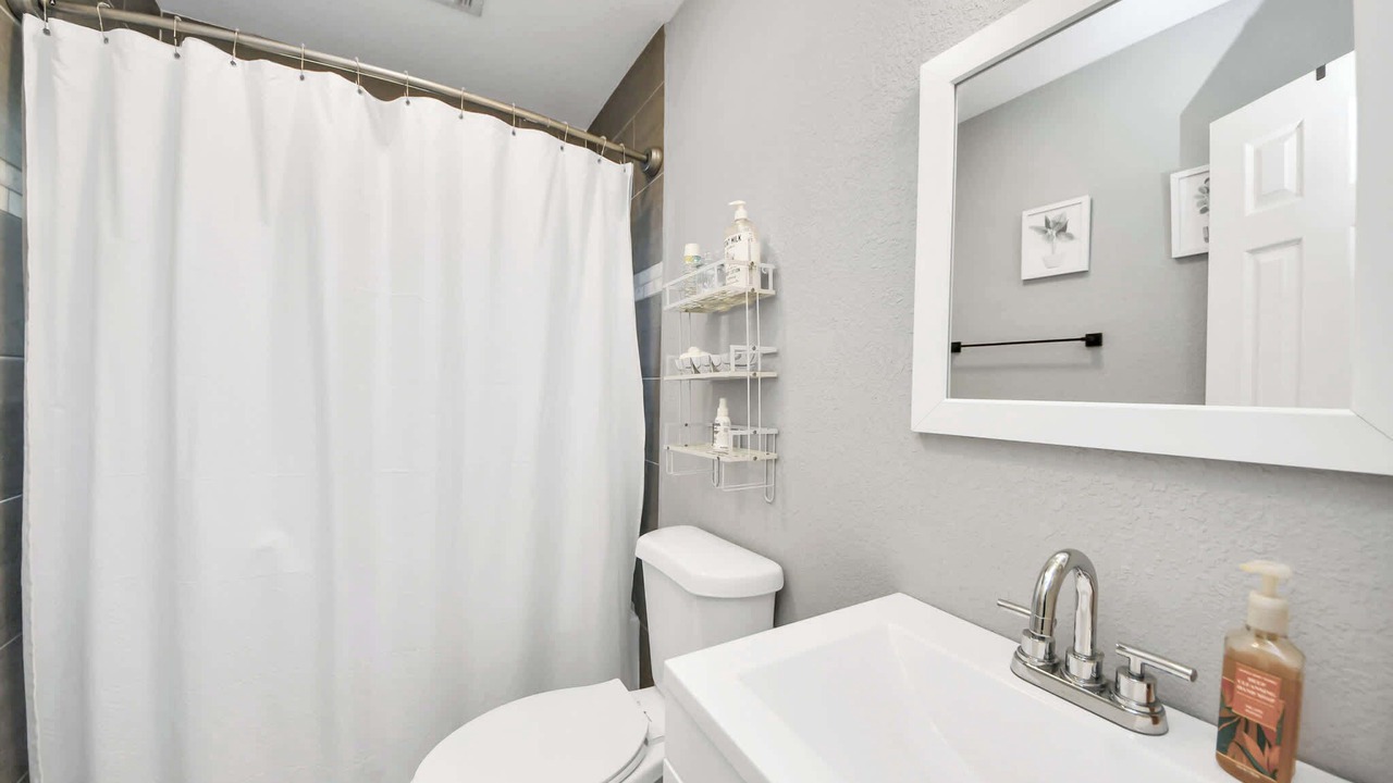 Photo of Bathroom in Foster Place