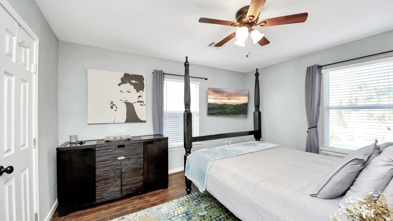 Photo of Bedroom in Foster Place