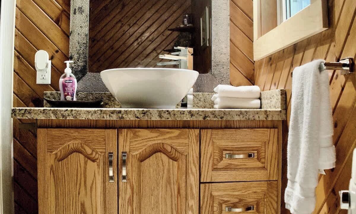 Photo of Bathroom in Eagle Lake