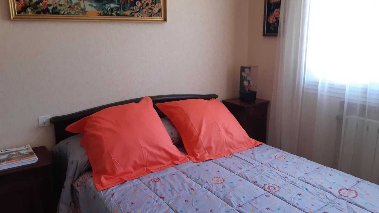Photo of Bedroom in Naves