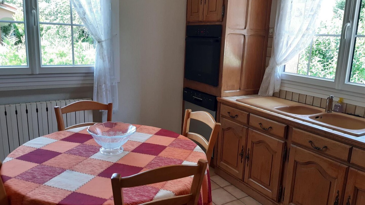 Photo of Others in Naves