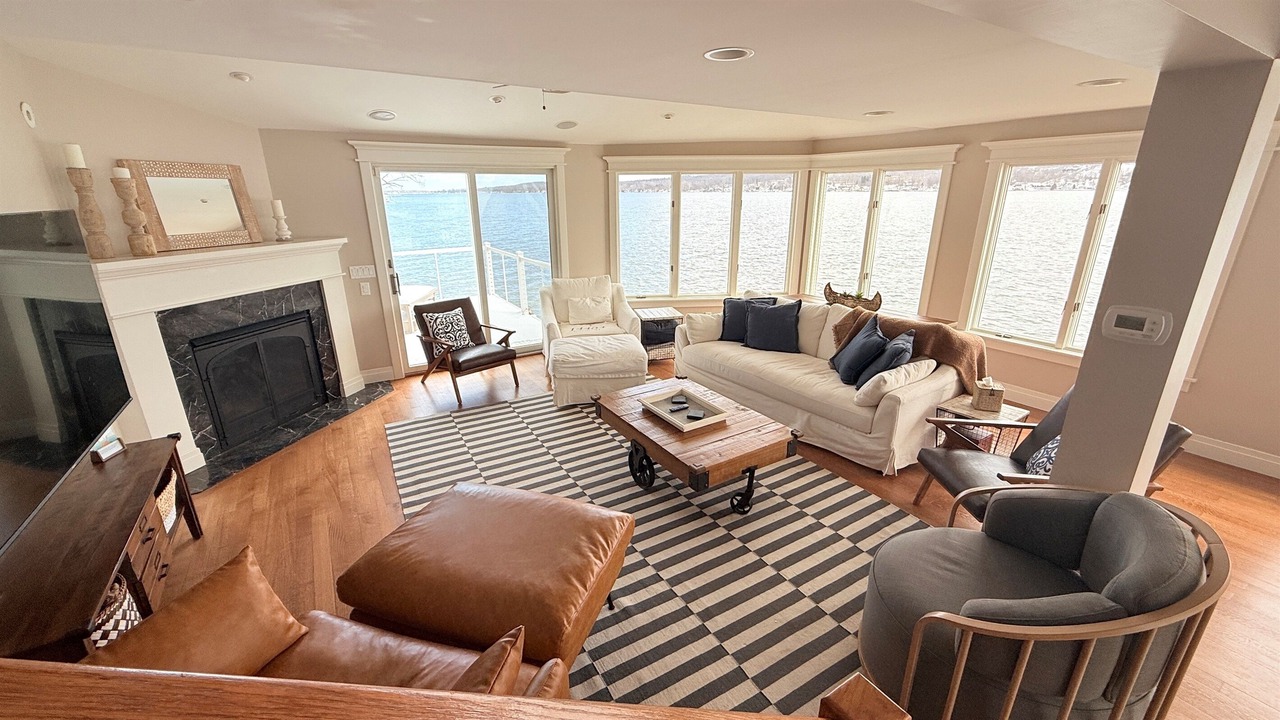 Photo of Livingroom in Geneseo