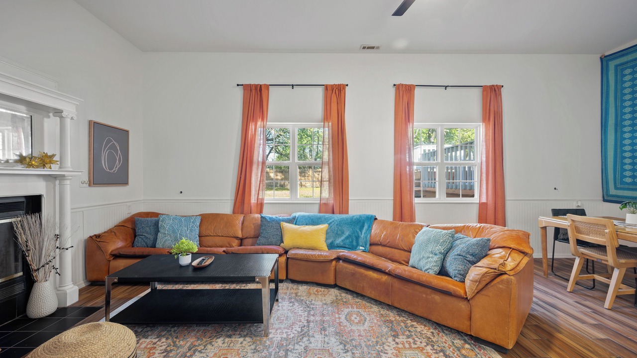 Photo of Livingroom in Joplin