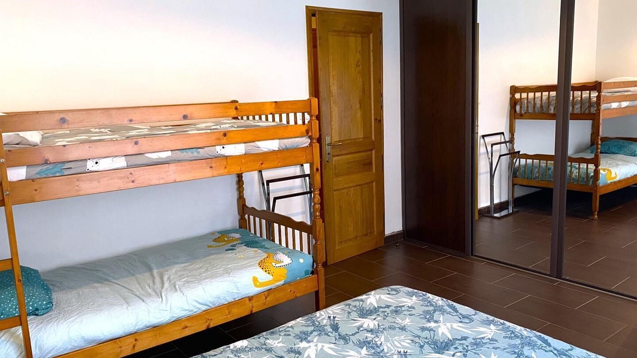 Photo of Bedroom in Laifour