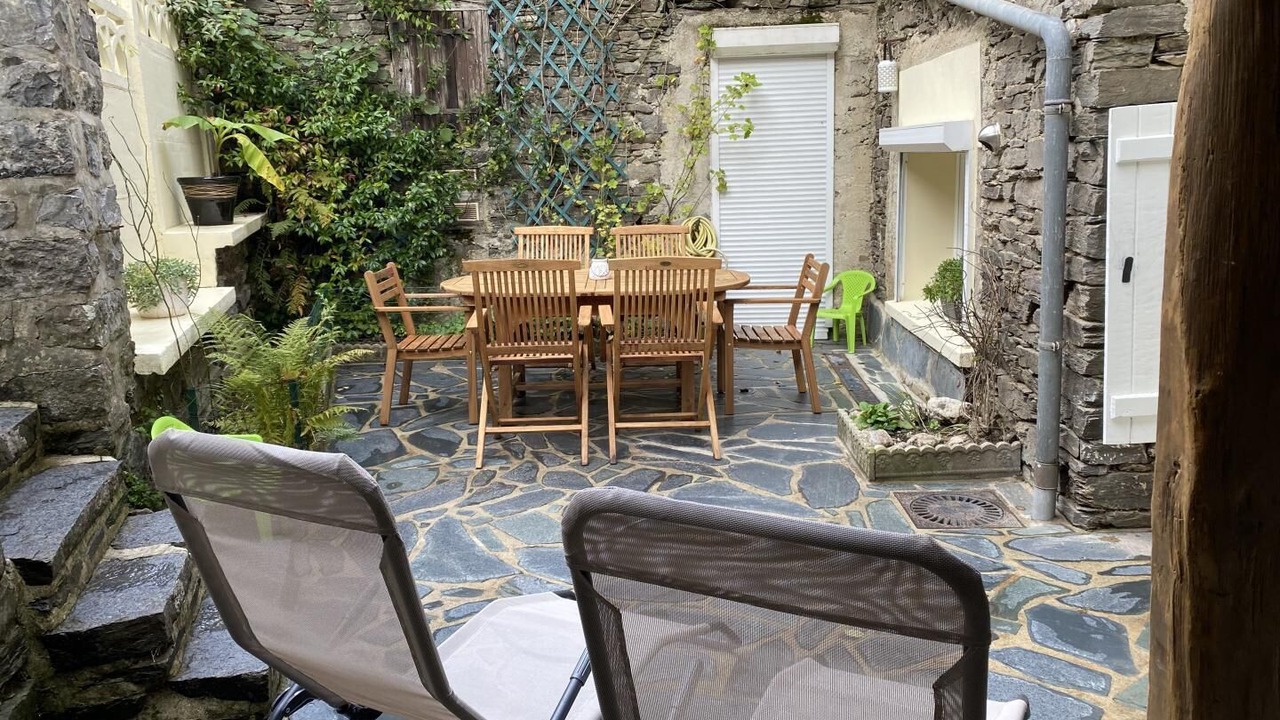 Photo of Outdoor in Haulme