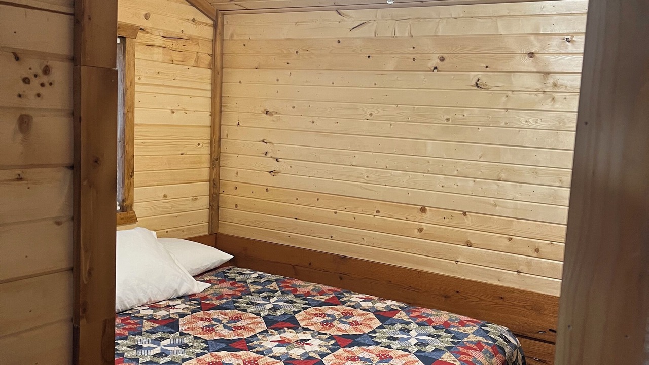 Photo of Bedroom in Warrensburg