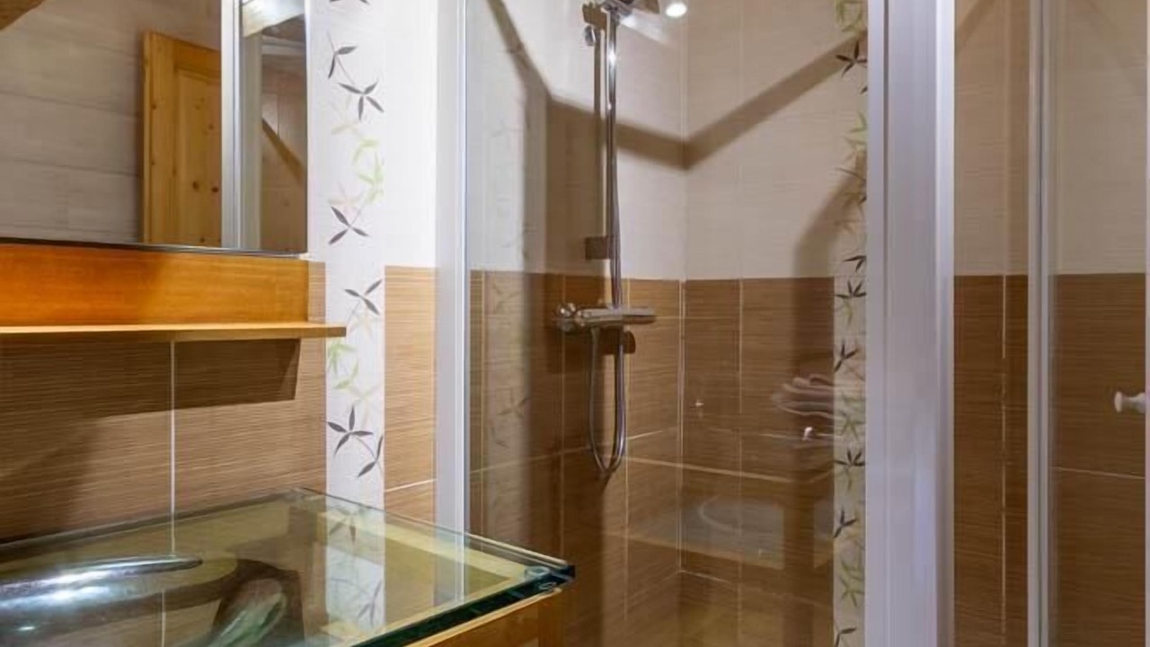 Photo of Bathroom in Areches