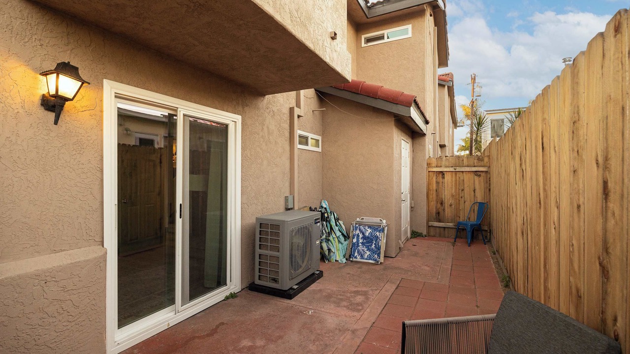 Photo of Patio Balcony in North Pacific Beach