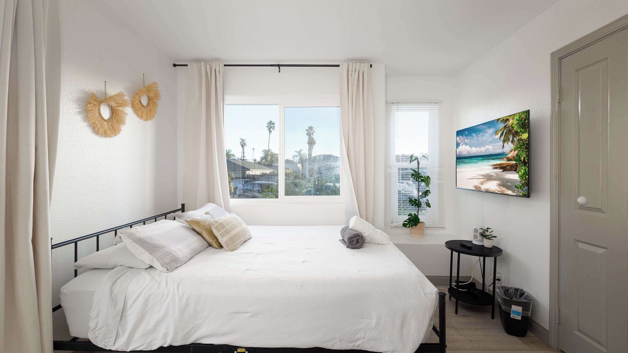 Photo of Bedroom in North Pacific Beach