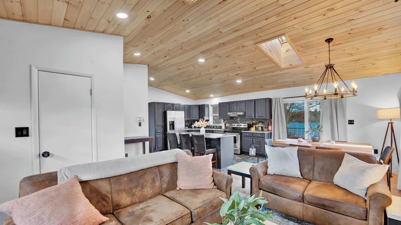 Photo of Livingroom in White Haven