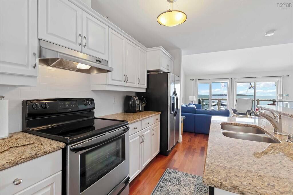 Photo of Kitchen in Western Shore