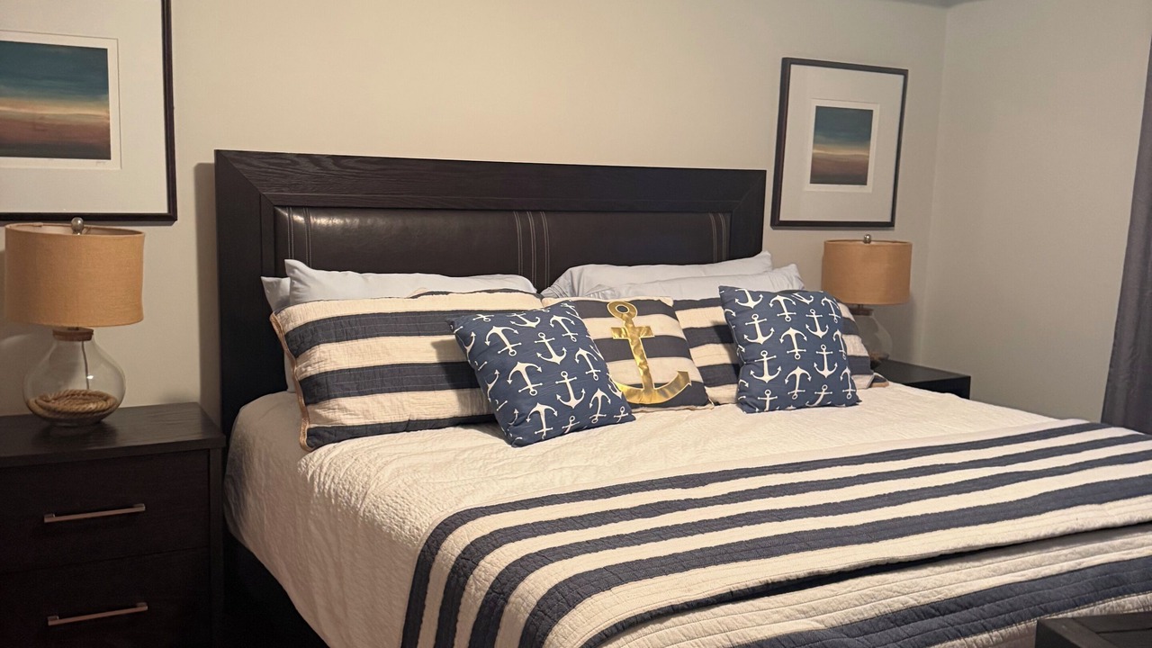 Photo of Bedroom in Western Shore
