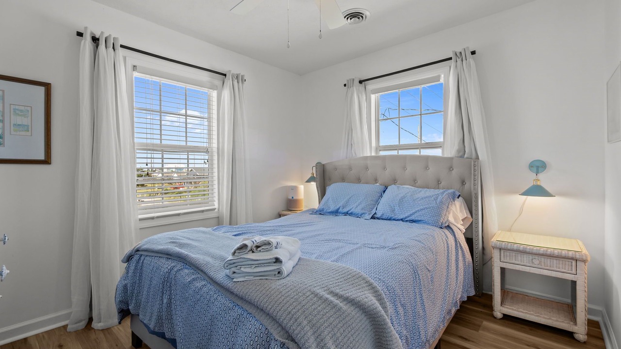 Photo of Bedroom in Indian Beach