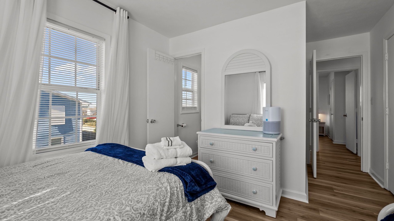 Photo of Bedroom in Indian Beach