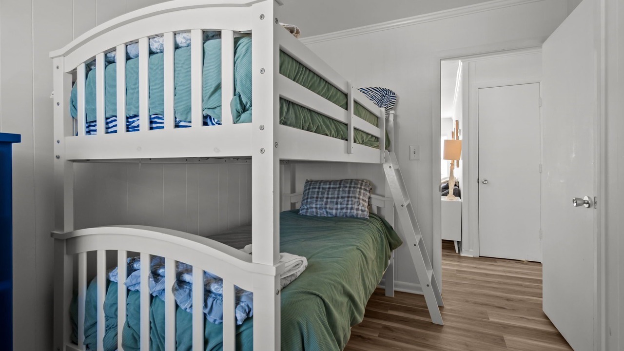 Photo of Bedroom in Indian Beach