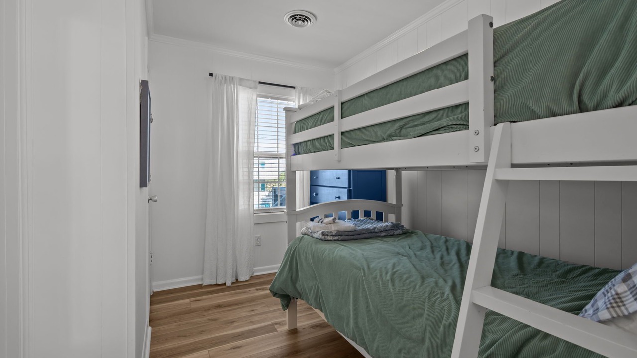 Photo of Bedroom in Indian Beach