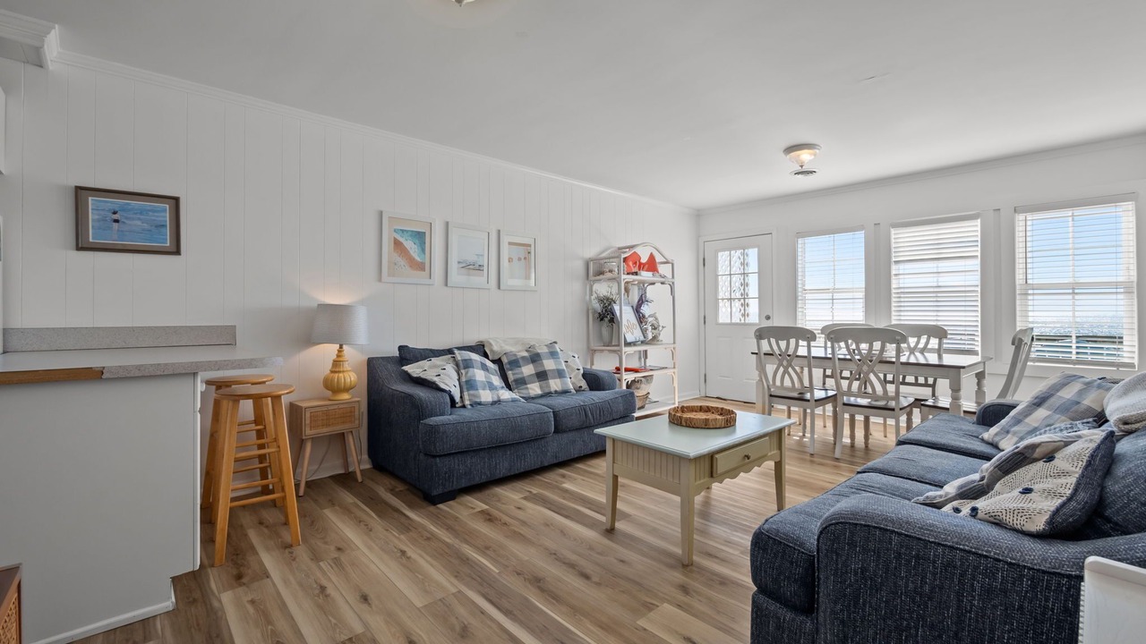 Photo of Livingroom in Indian Beach