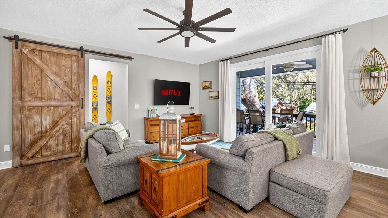 Photo of Livingroom in Odessa