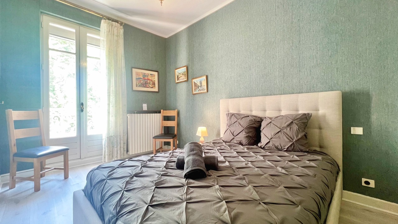 Photo of Bedroom in Salon-de-Provence