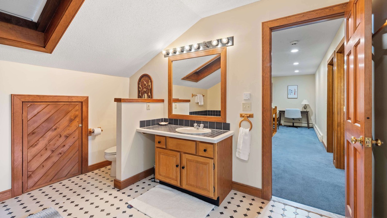 Photo of Bathroom in Ludlow