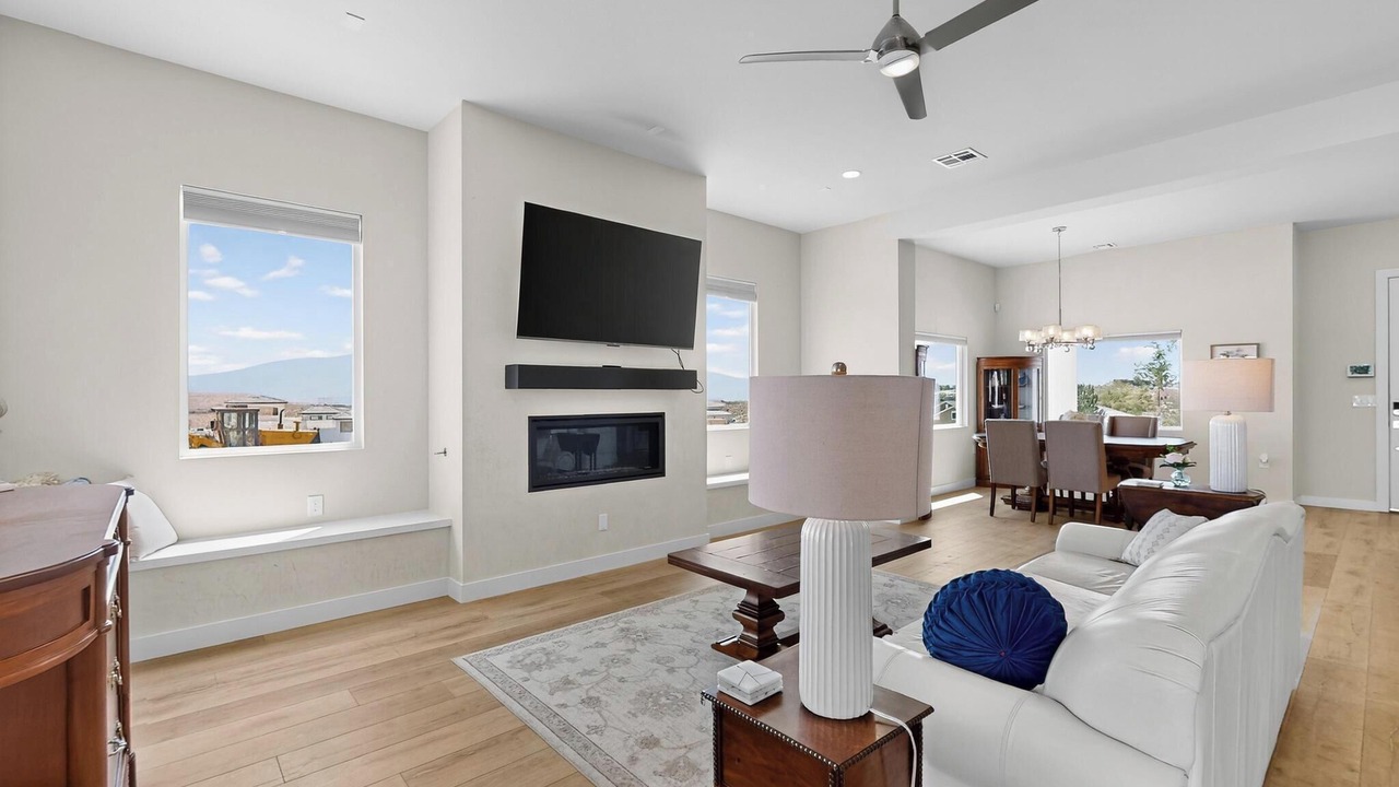 Photo of Livingroom in Rio Rancho