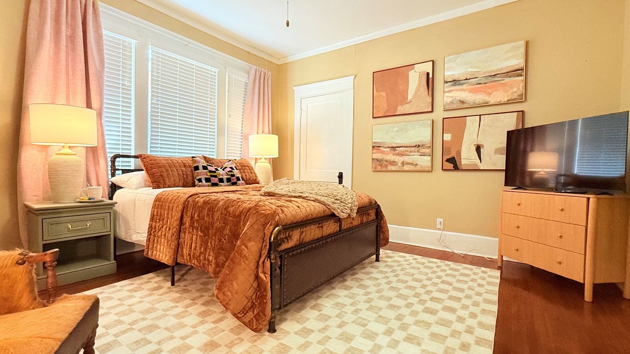 Photo of Bedroom in Original Town North