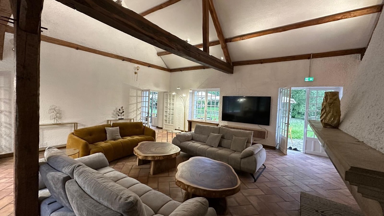 Photo of Livingroom in Chevillon-sur-Huillard