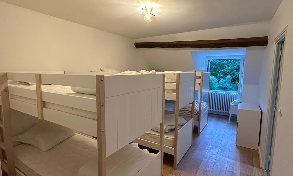 Photo of Bedroom in Chevillon-sur-Huillard