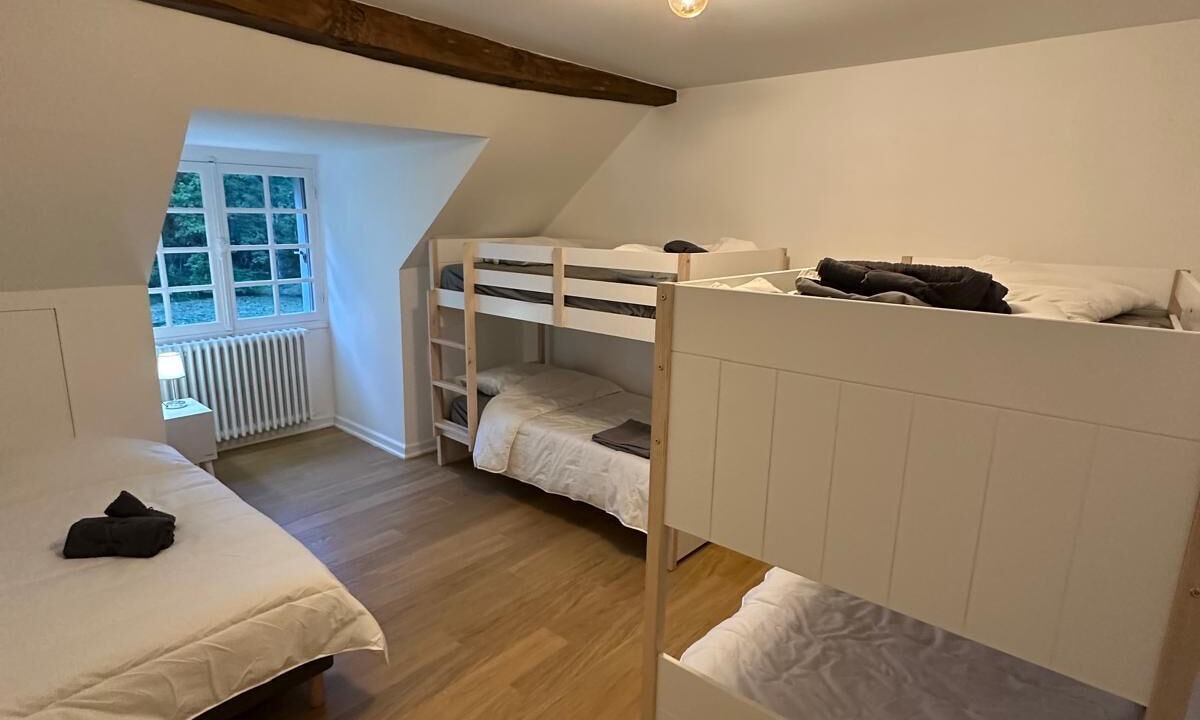 Photo of Bedroom in Chevillon-sur-Huillard