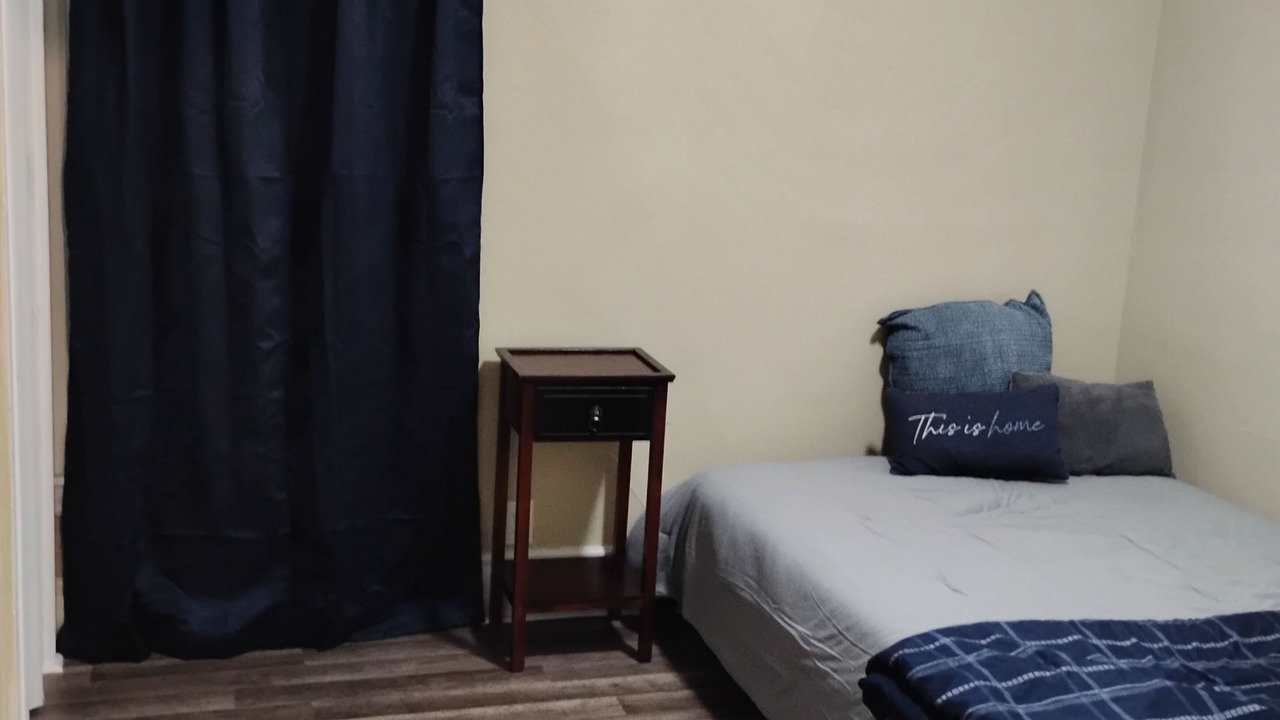 Photo of Bedroom in Westside