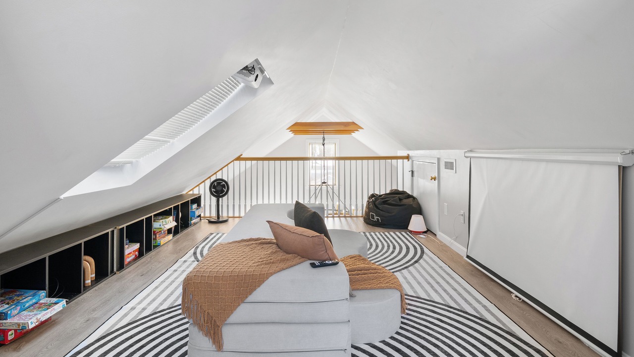 Photo of Others in Wellington-Harrington