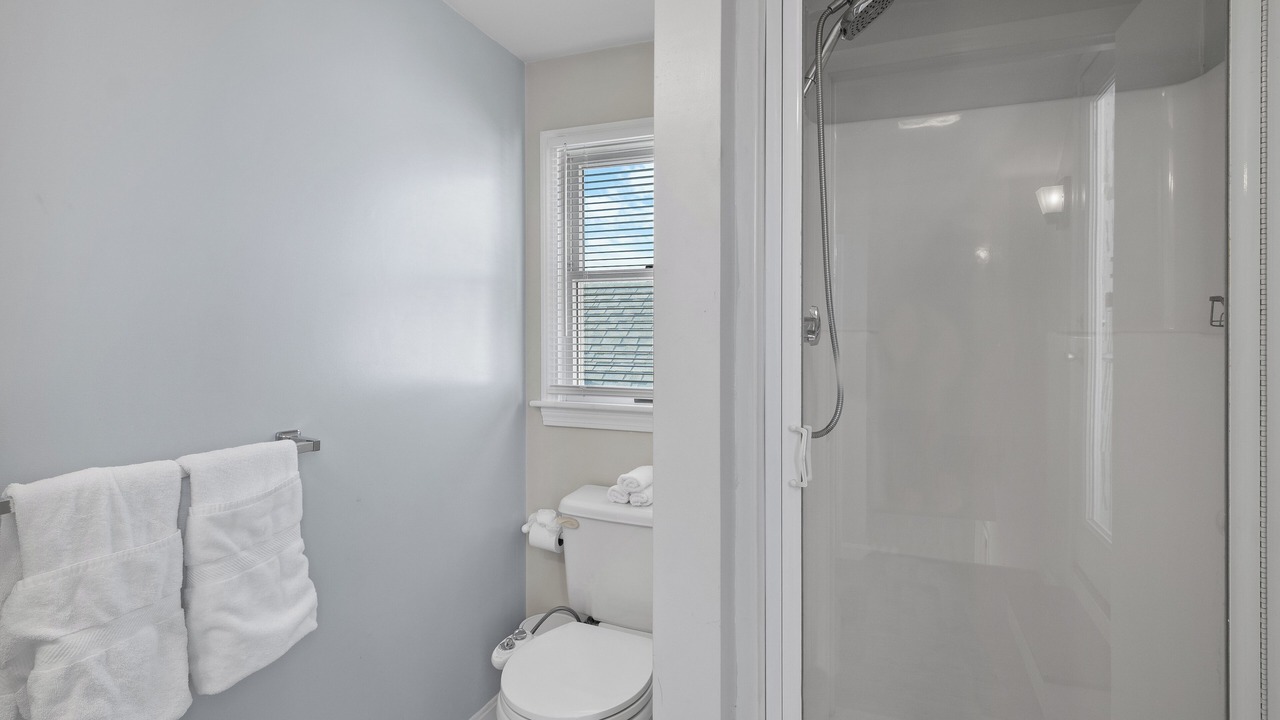 Photo of Bathroom in Wellington-Harrington