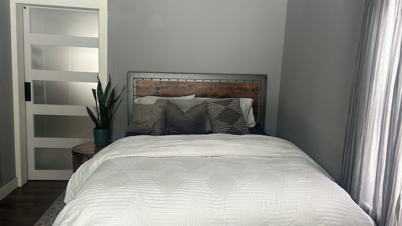 Photo of Bedroom in Plaistow