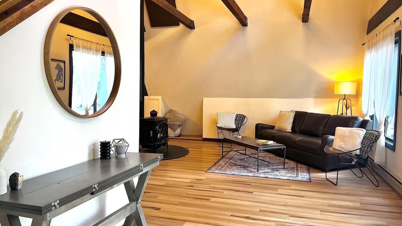 Photo of Livingroom in Riverbend