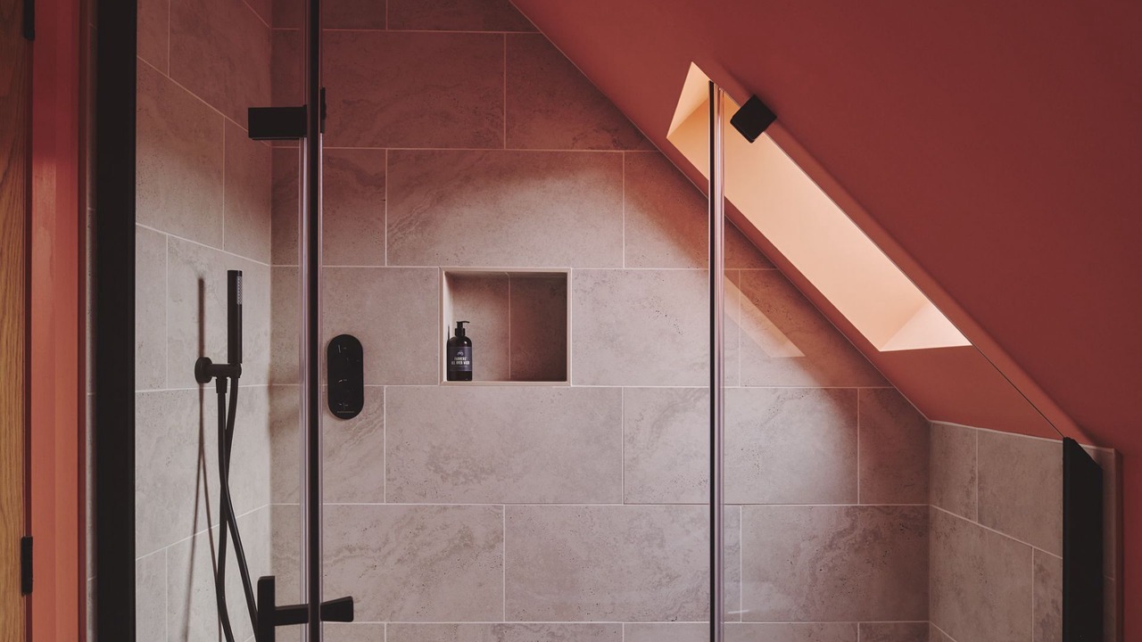 Photo of Bathroom in Caersws