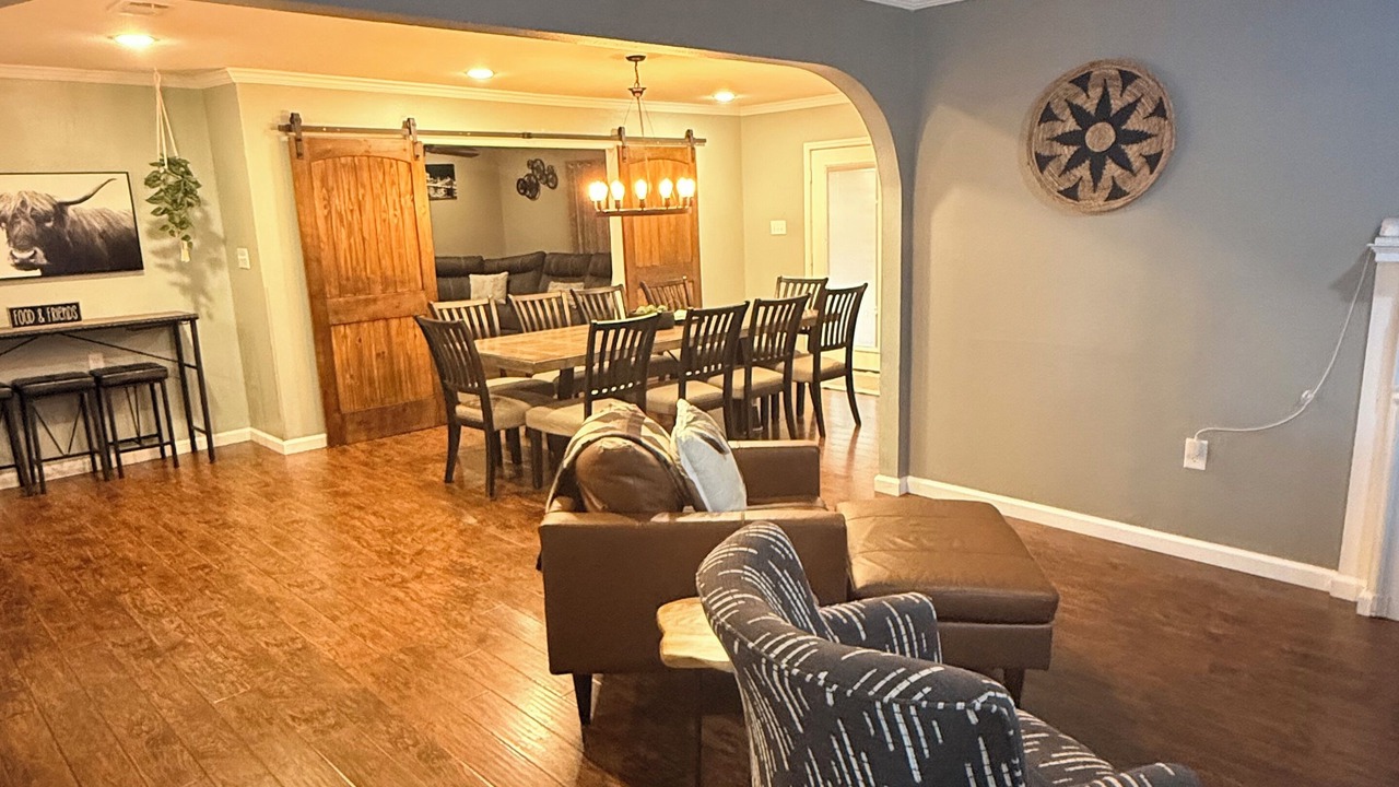 Photo of Livingroom in Irving