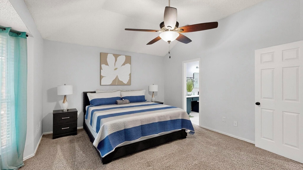 Photo of Bedroom in Allen