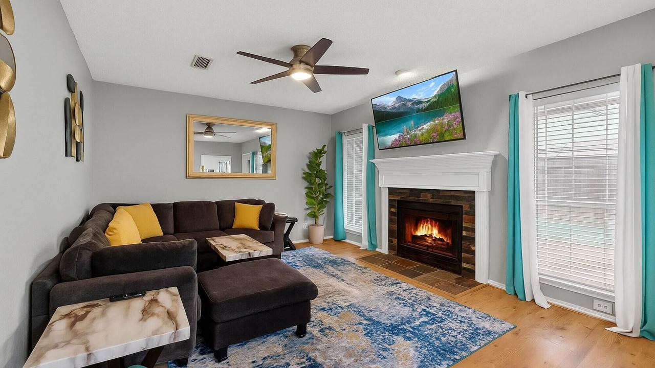 Photo of Livingroom in Allen