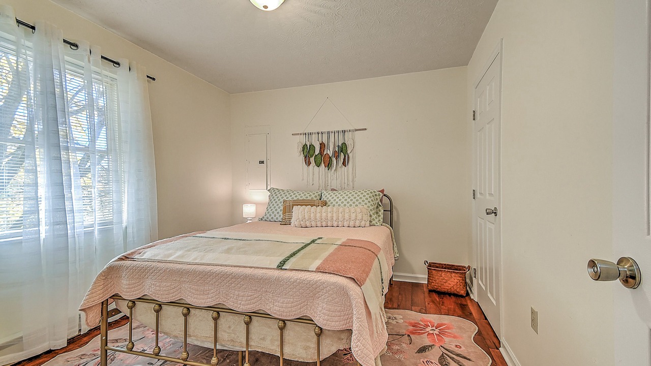 Photo of Bedroom in Abingdon