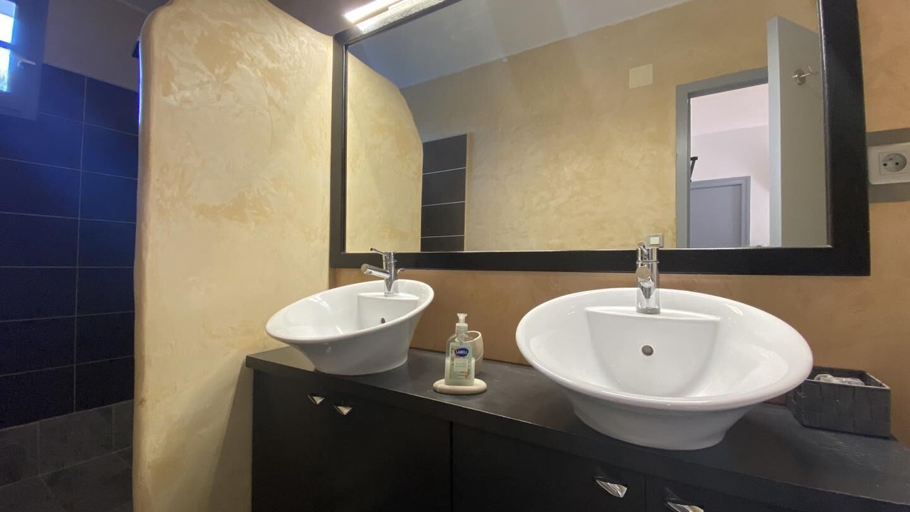 Photo of Bathroom in Villeneuve-de-la-Raho
