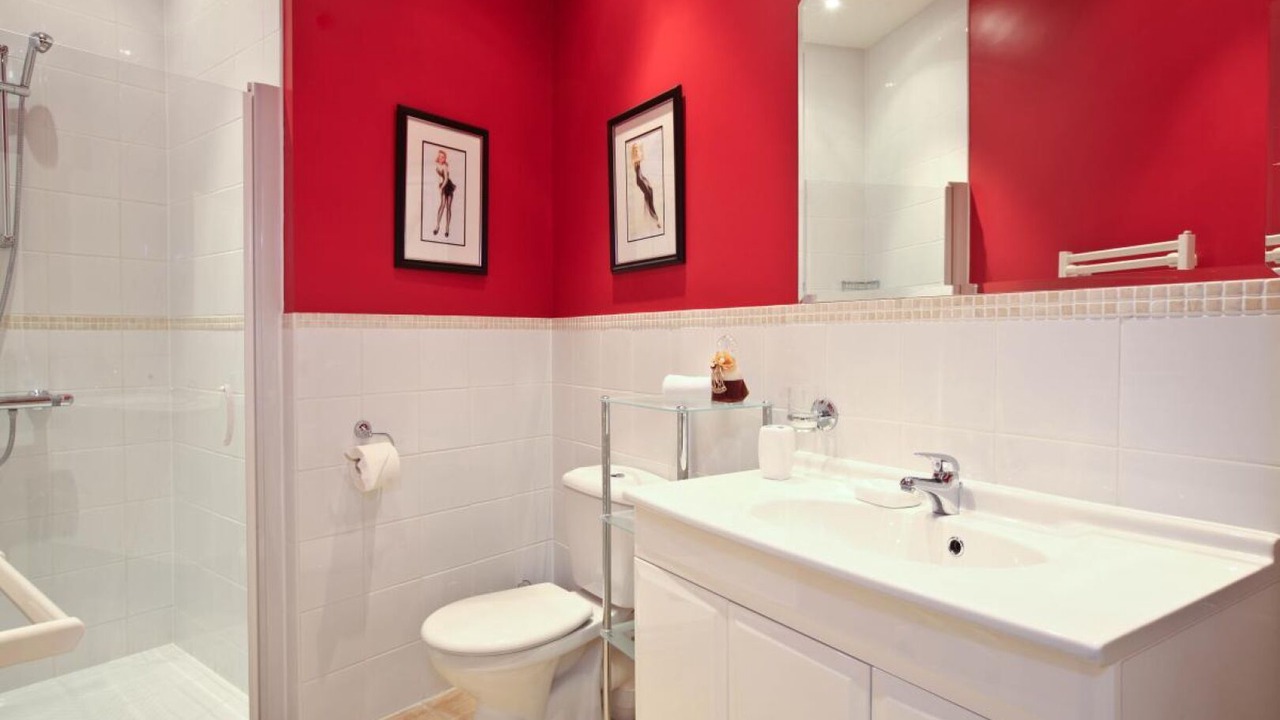 Photo of Bathroom in Saint-Laurent-de-Cerdans
