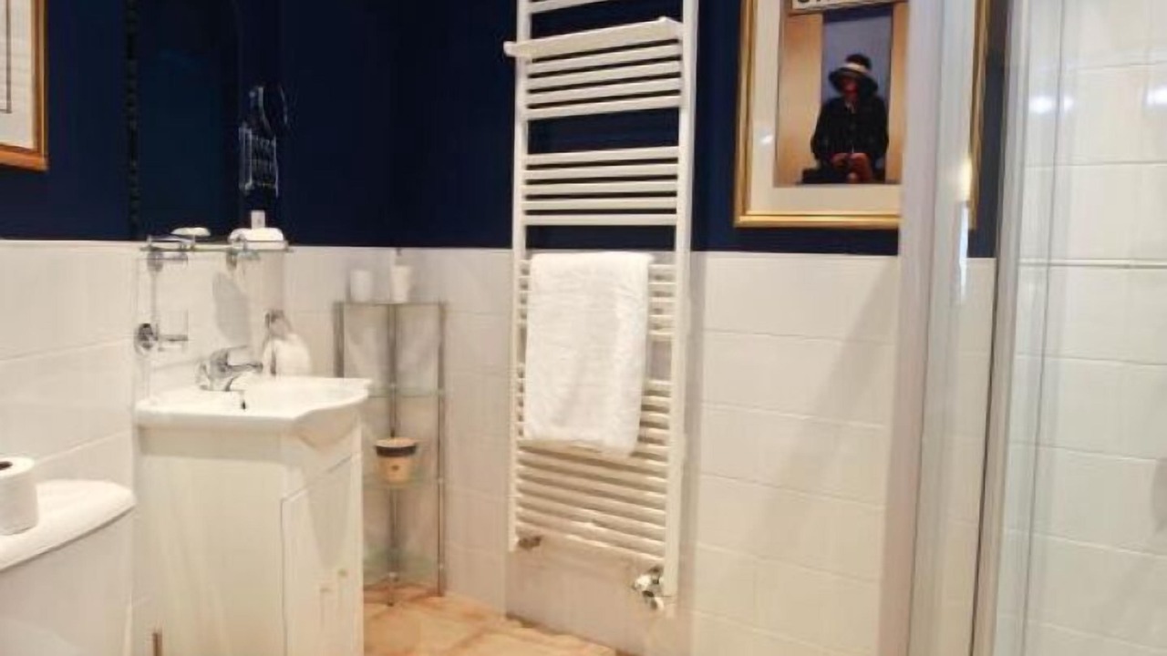Photo of Bathroom in Saint-Laurent-de-Cerdans